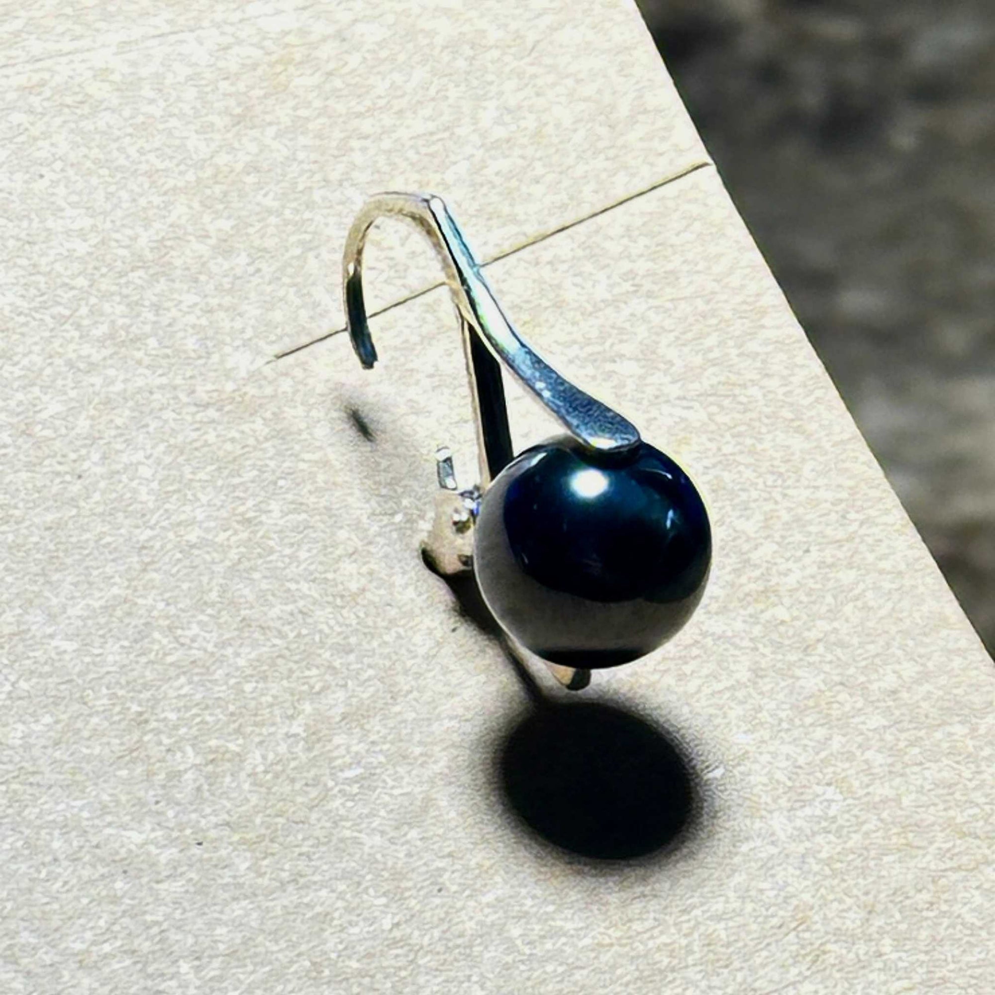 Hematite Swan Bertoni Earrings - Sterling Silver