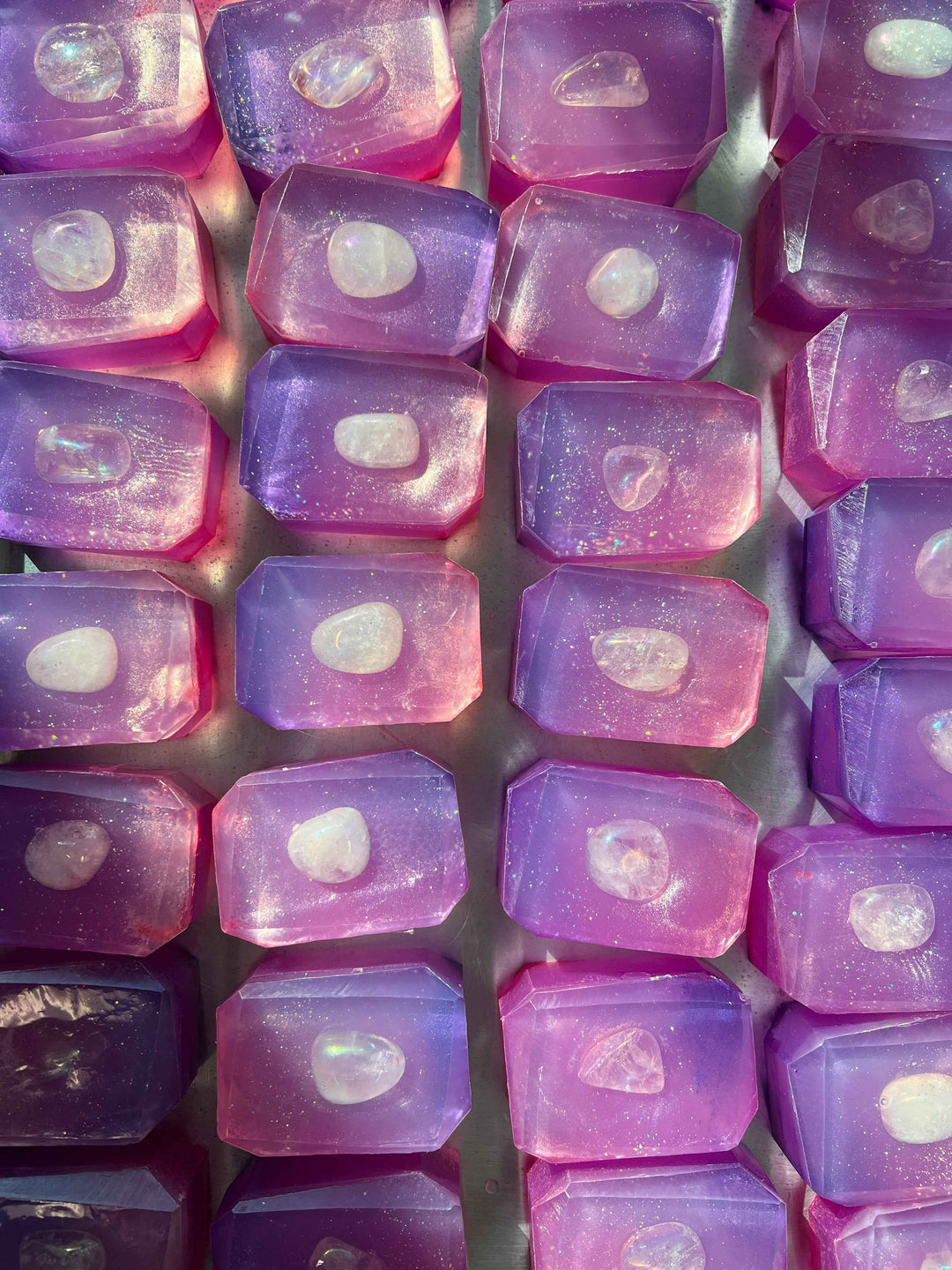 Inner light – Crystal-infused bar soap