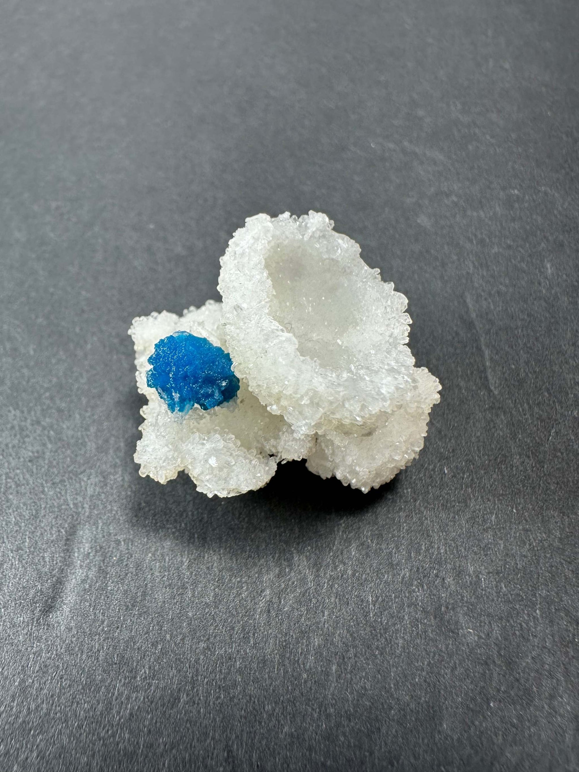 Cavansite Ball 'Floaters' on Stilbite MD