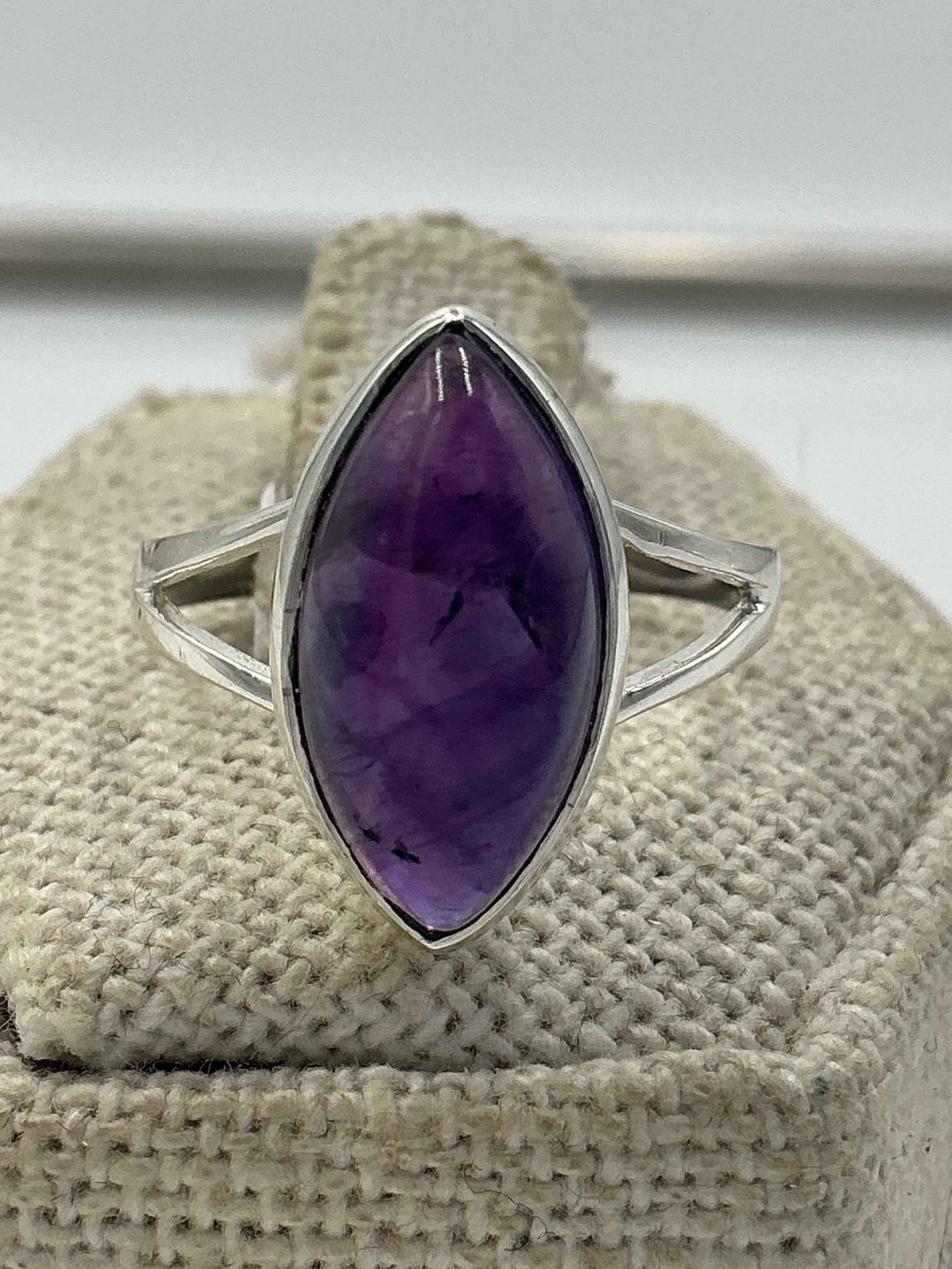 Sterling Silver Split Band Marquise Amethyst Ring – Size 8 – Calm, Intuition &amp; Spiritual Protection