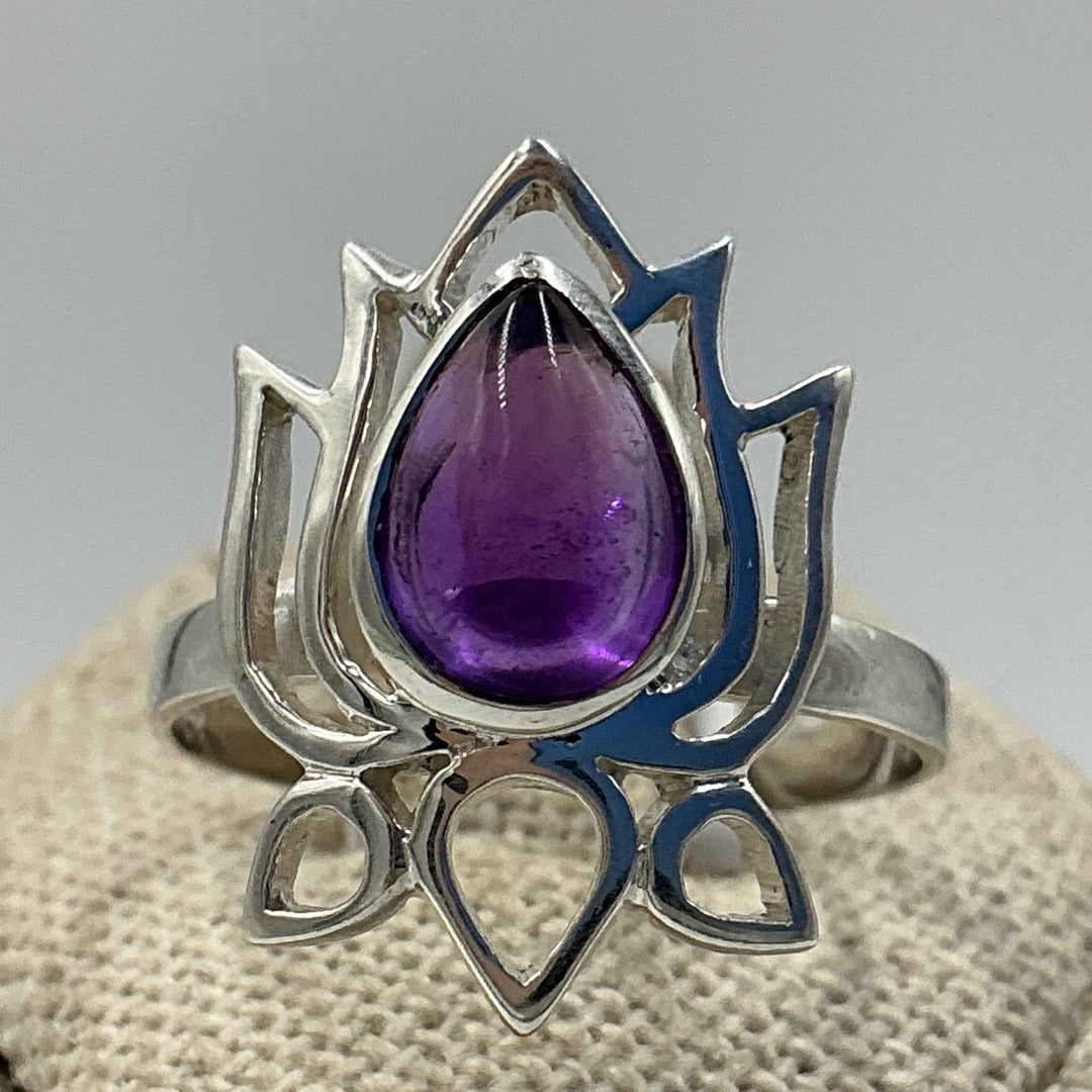 Sterling Silver Faceted Oval Amethyst Ring – Size 10 – Calm, Intuition &amp; Spiritual Protection