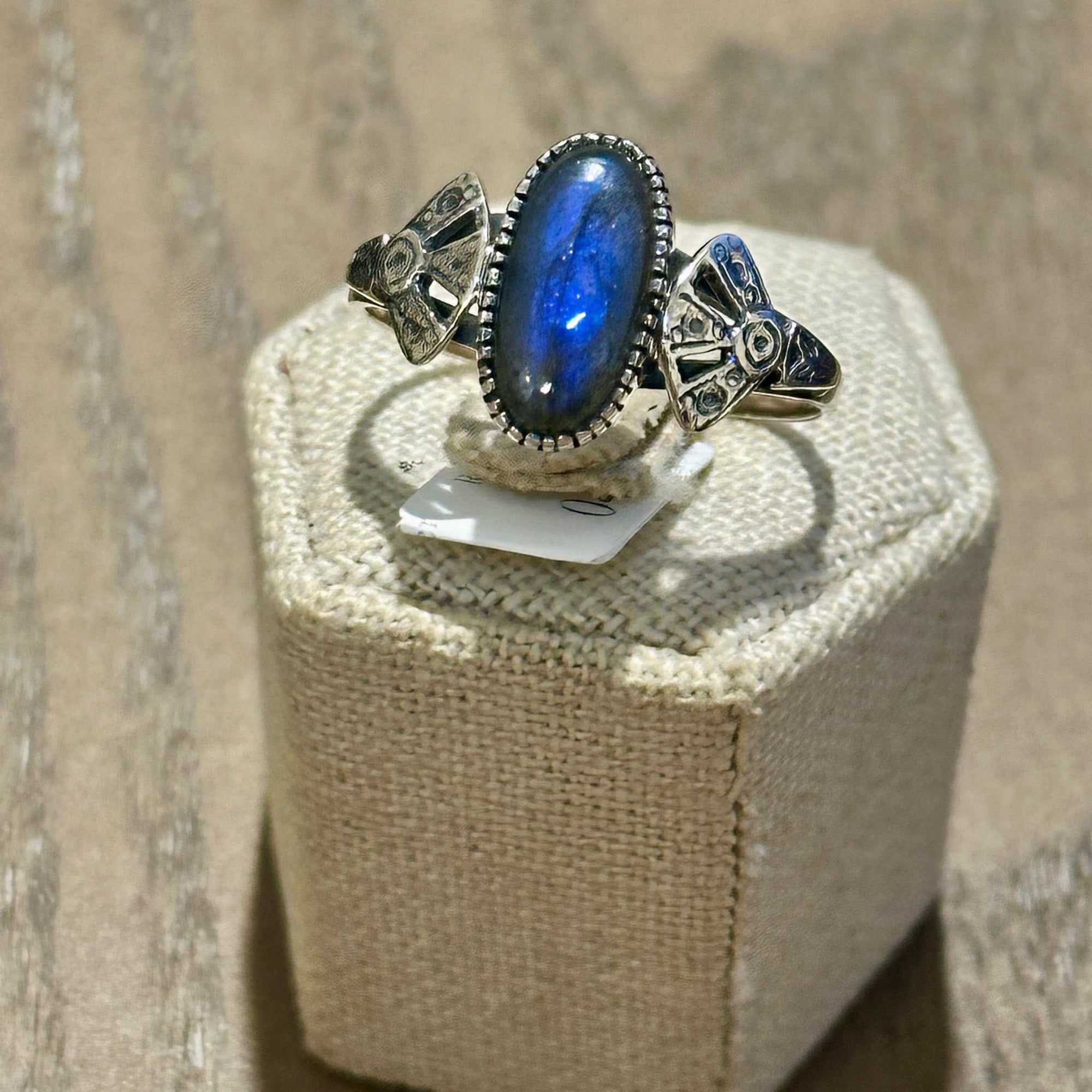 Labradorite Oval Filigree Fan Ring – Sterling Silver – Size 14