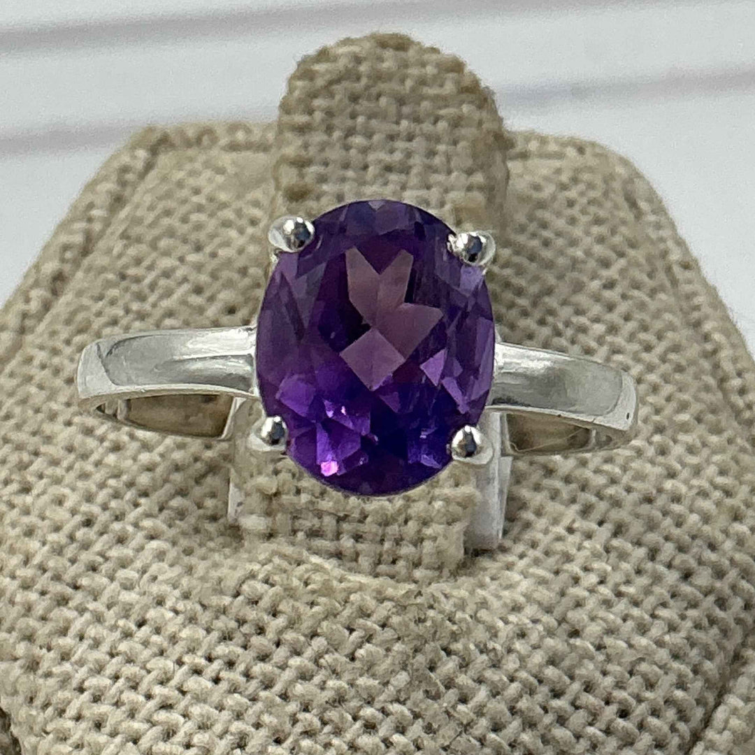 Sterling Silver Ornate Banded Oval Amethyst Ring – Size 10 – Calm, Intuition &amp; Spiritual Protection