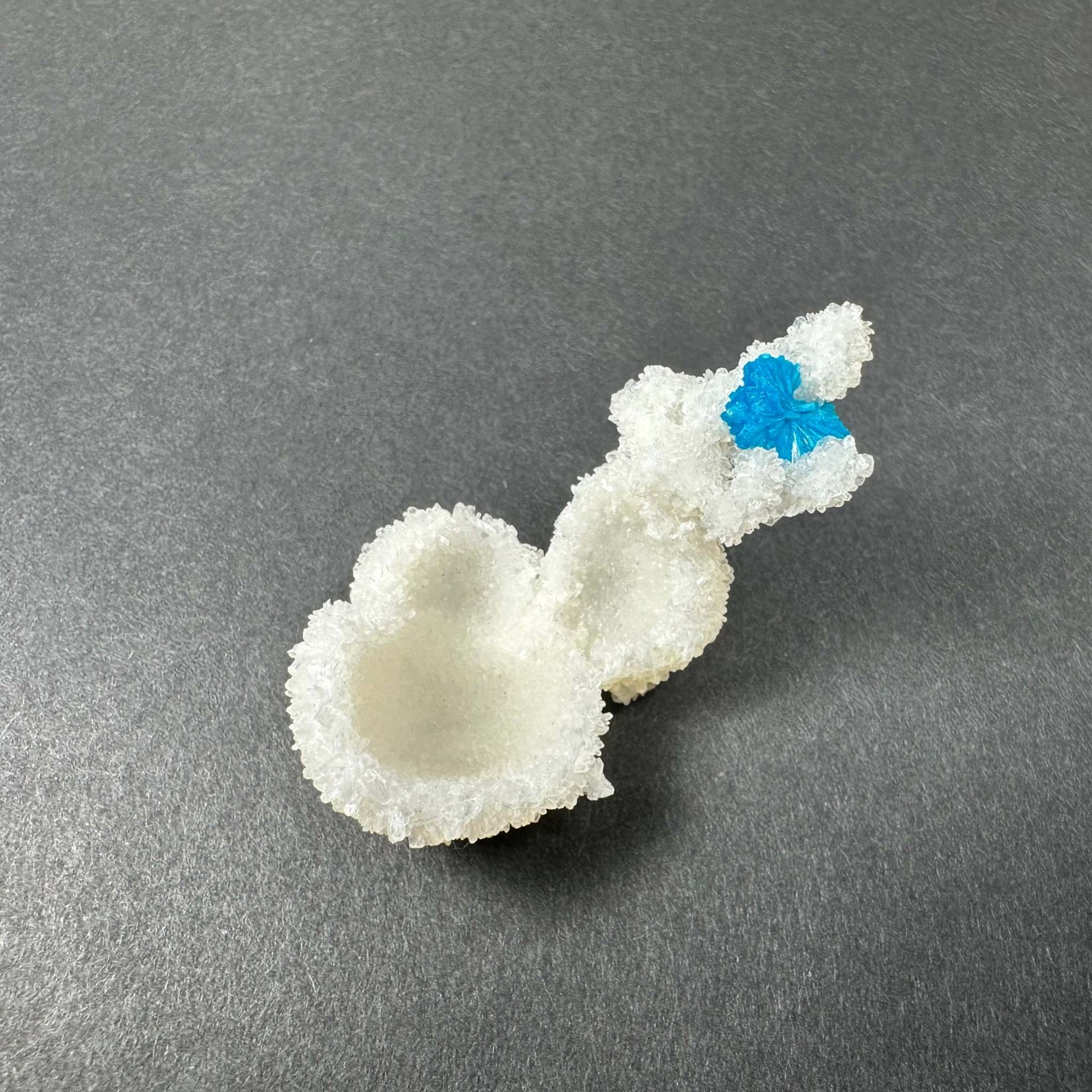 Cavansite Ball 'Floaters' on Stilbite MD