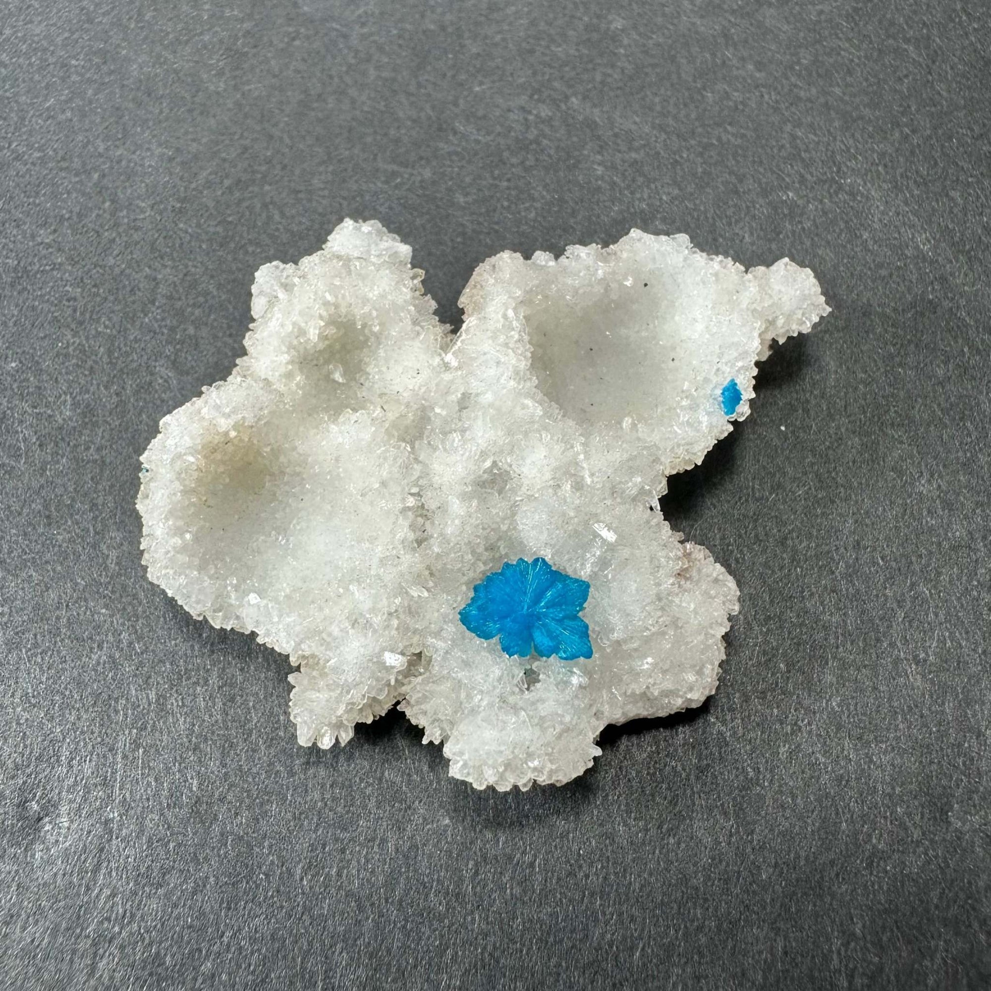 Cavansite Ball 'Floaters' on Stilbite MD