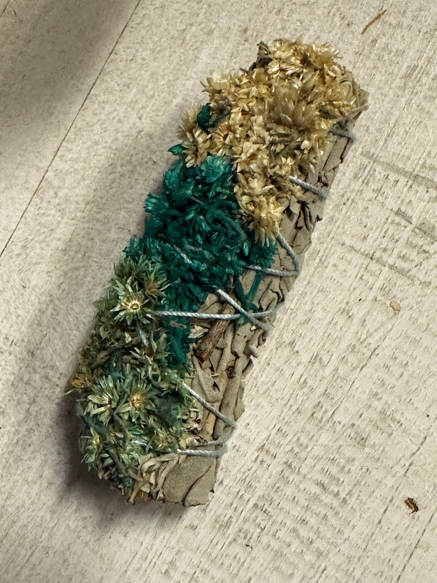 4" White Sage w/ Natural Mullein and Green Mullein - Sacred Crystals Smudge Sticks