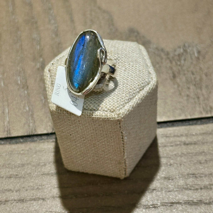 Labradorite Oval Wrapped-Band Ring – Sterling Silver – Size 5 &amp; Size 9