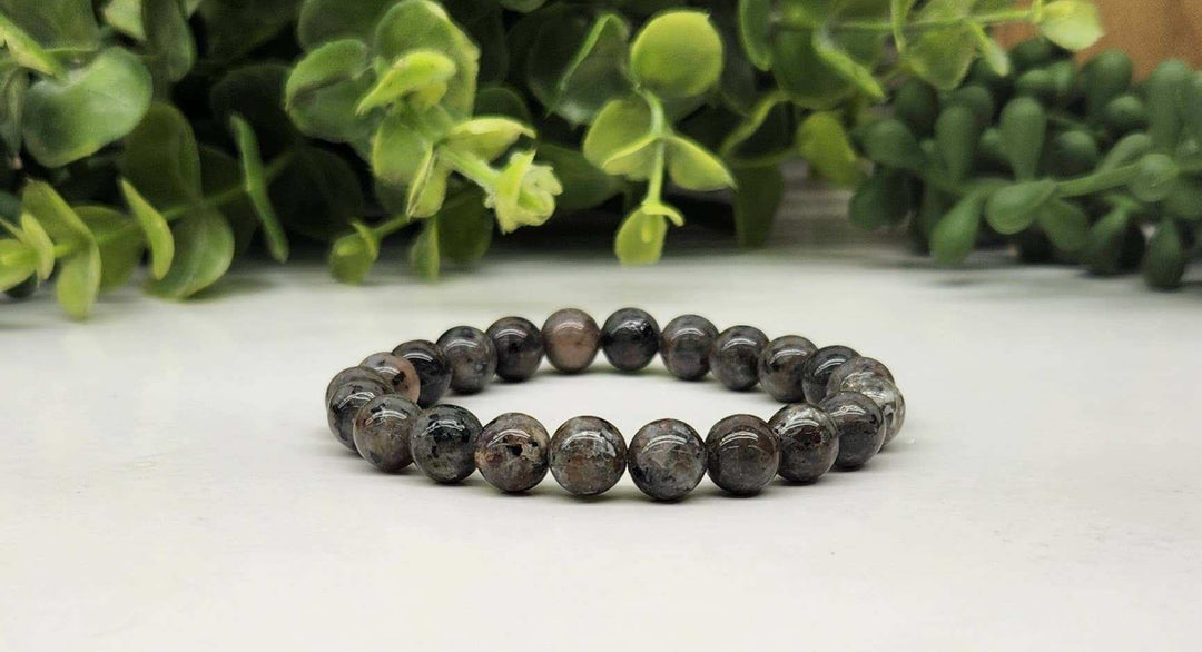Yooperlite Round Bead Bracelet for Illumination &amp; Awakening