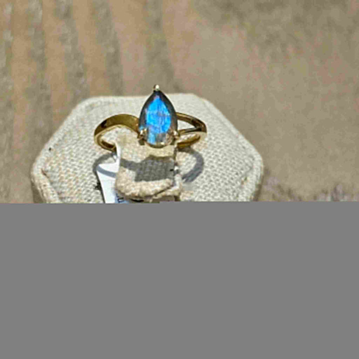 Labradorite Teardrop Split-Band Ring – Gold-Filled – Sizes 6 &amp; 7