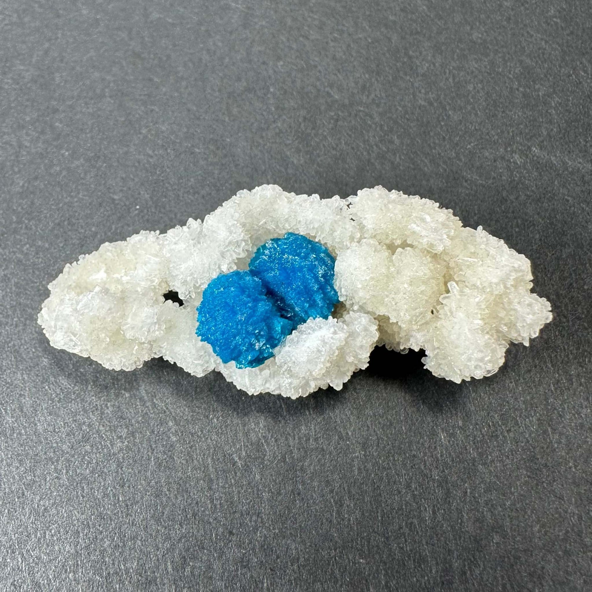 Cavansite Ball 'Floaters' on Stilbite MD