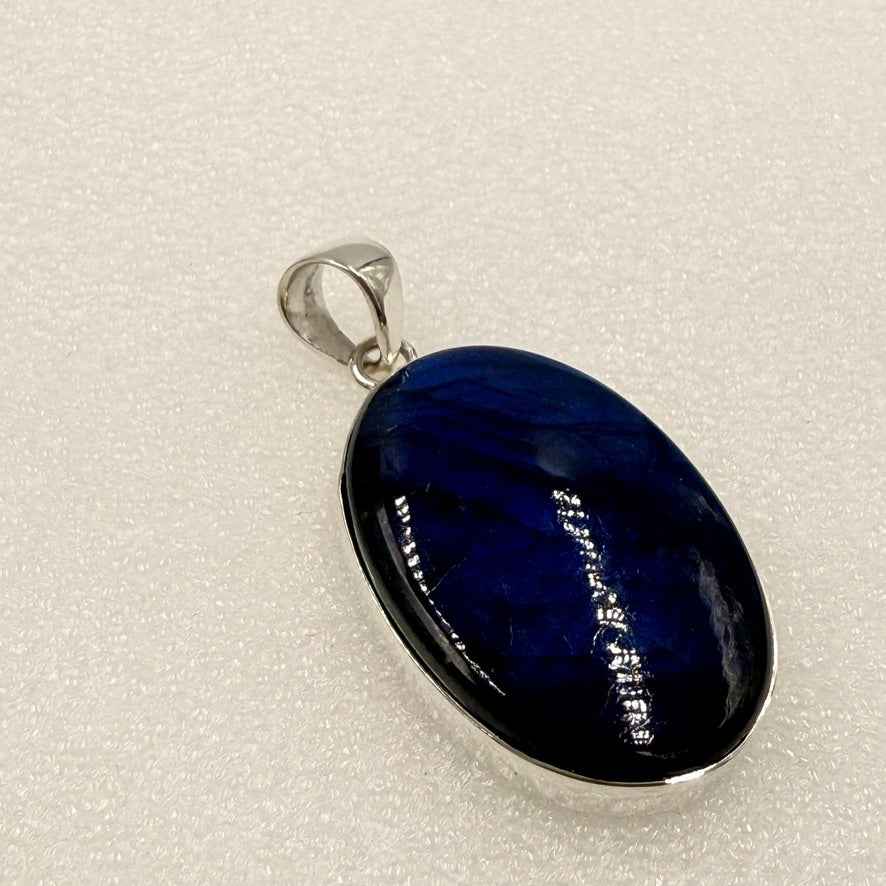 Sterling Silver Labradorite Twilight Oval Pendant