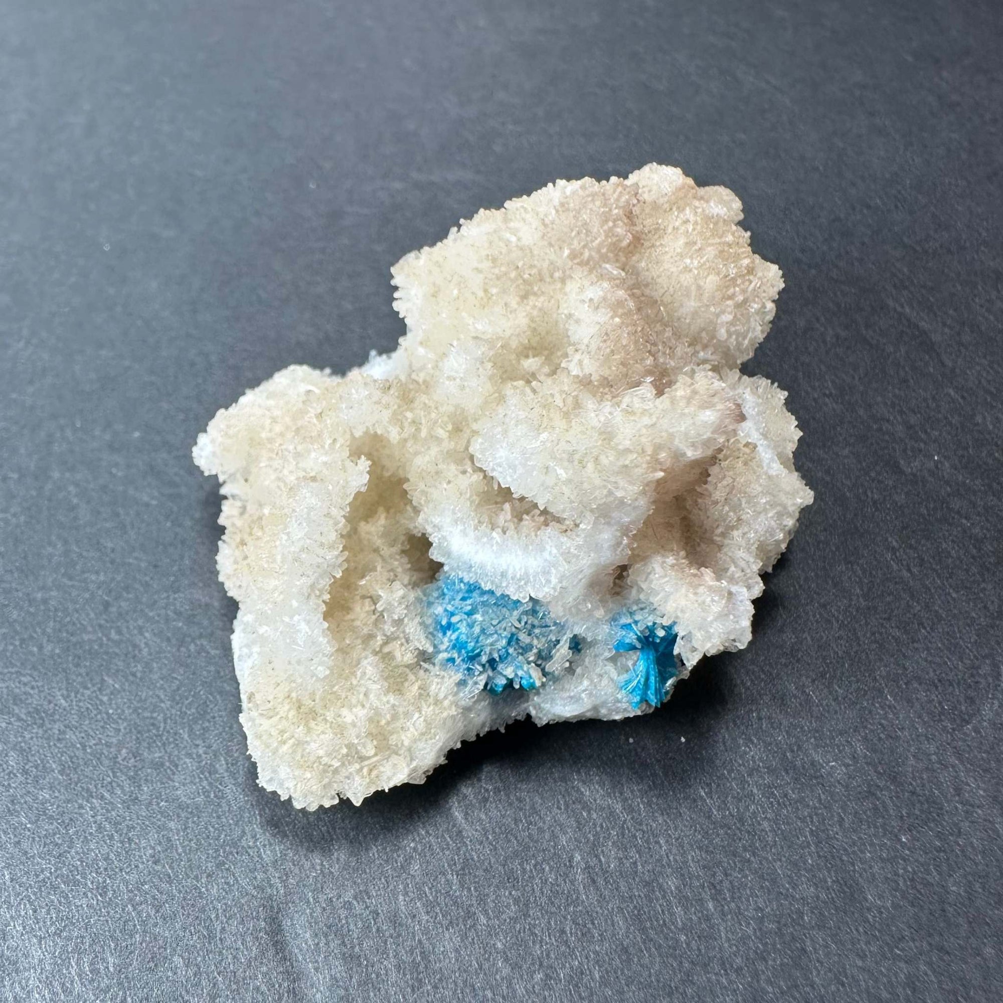 Cavansite Ball 'Floaters' on Stilbite MD