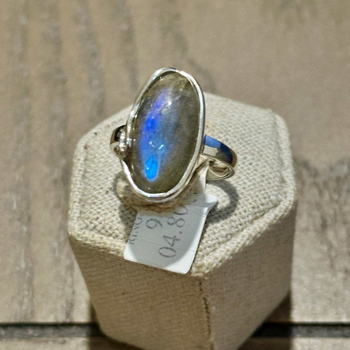 Labradorite Oval Wrapped-Band Ring – Sterling Silver – Size 5 &amp; Size 9