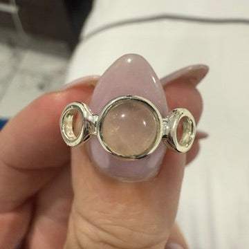Rose Quartz Triple-Circle Ring – Sterling Silver – Size 9