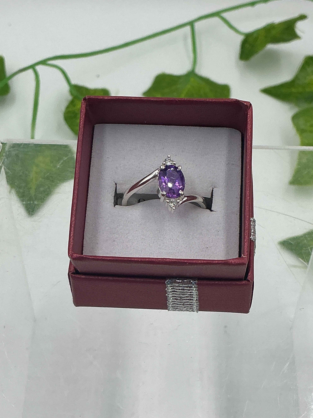 Sterling Silver Amethyst Oval Accent Ring - Size 7