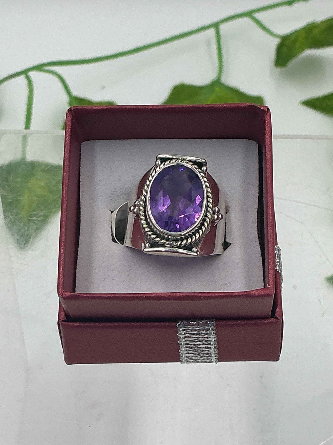 Sterling Silver Amethyst Oval Statement Ring - Size 7
