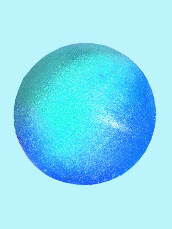 Clear – Crystal-infused bath bomb