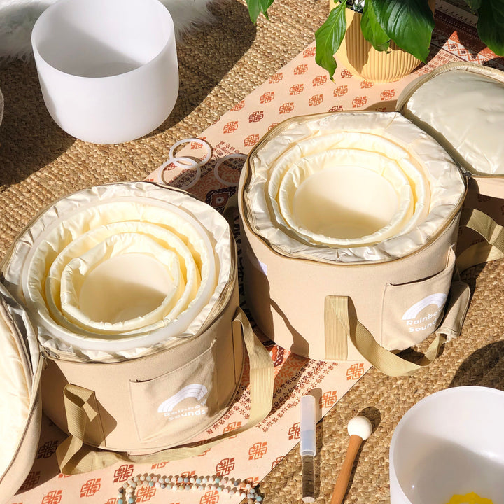 Set of 4 White Sound Therapy Bowls in Beige Carry Case