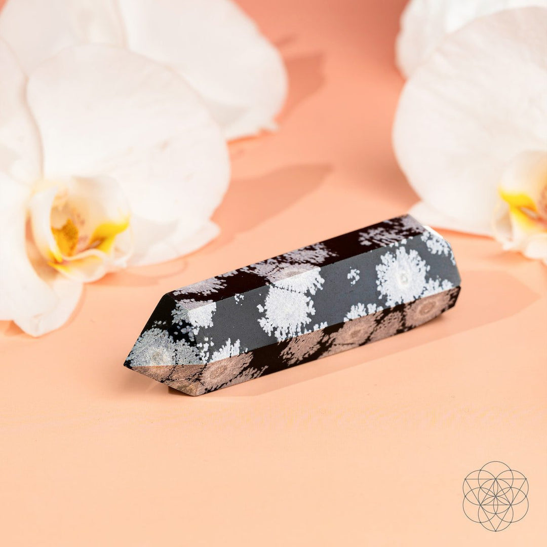 Spiritual Bodyguard - Snowflake Obsidian Point Tower