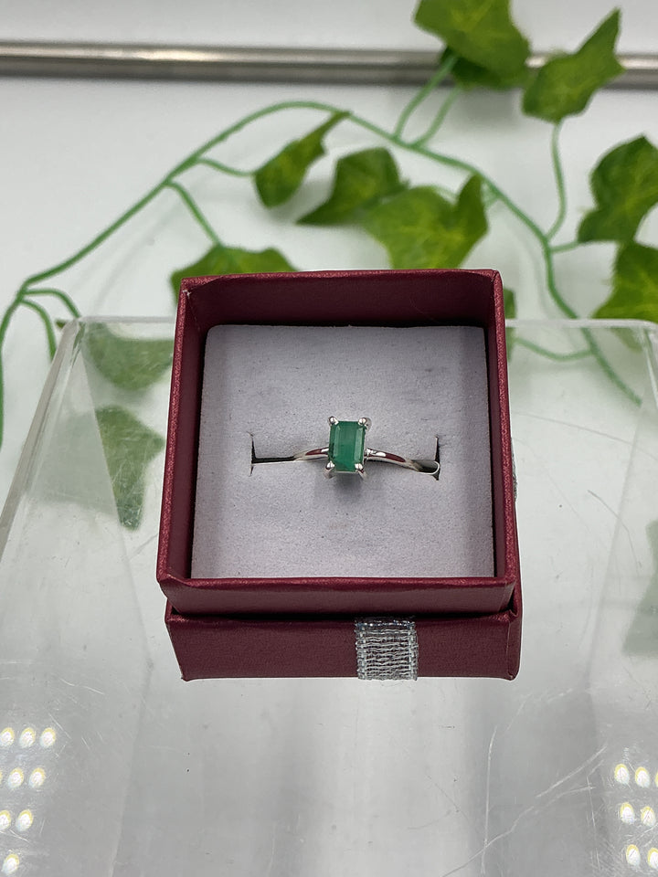 Natural Emerald Petite Solitaire Sterling Silver Ring - Size 4