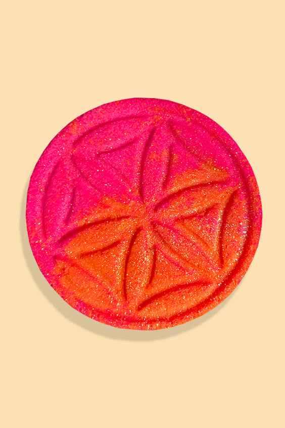 Flower of life – Crystal-infused bath bomb