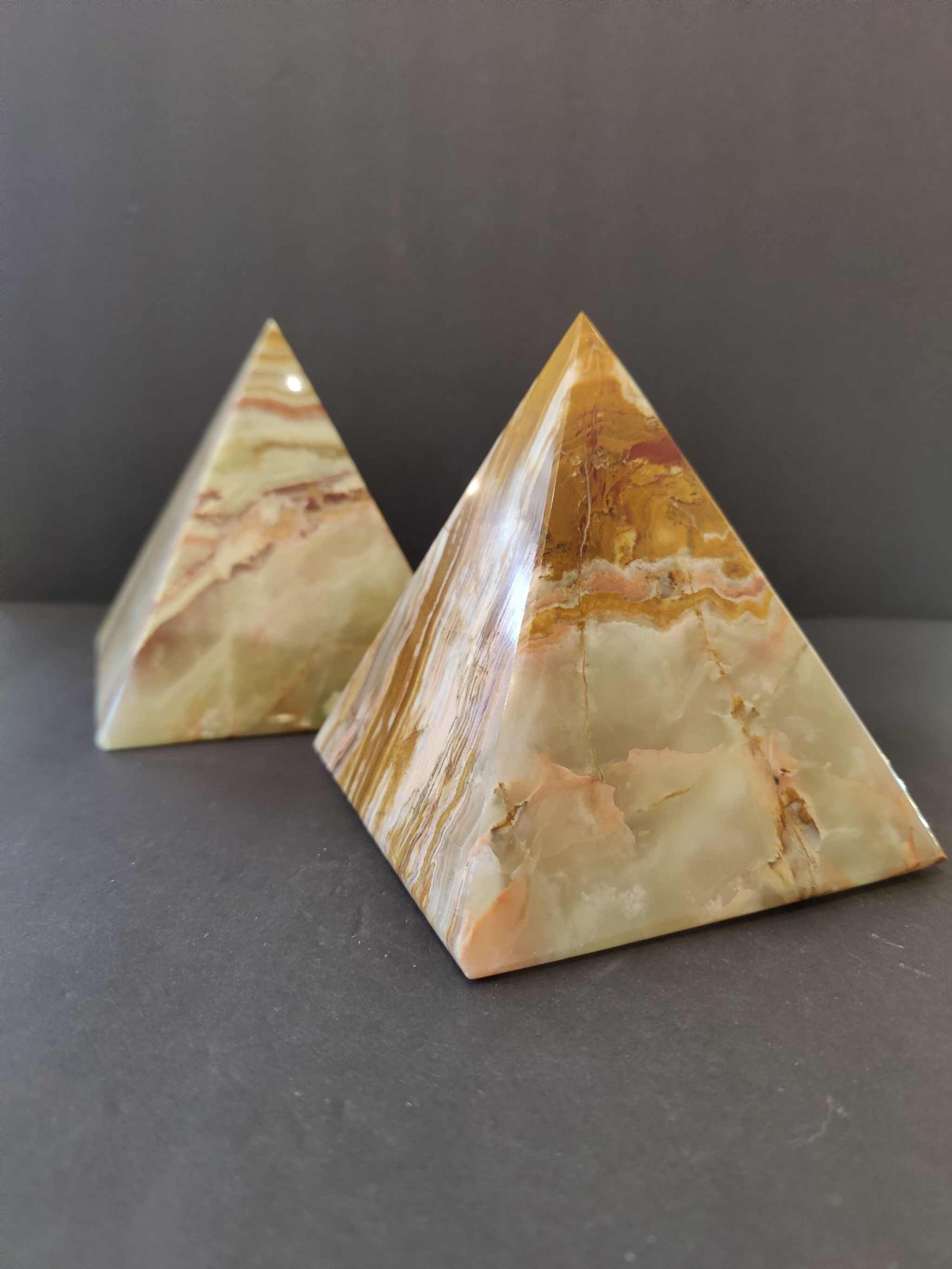 Green Onyx Pyramid Sculpture 5&quot;