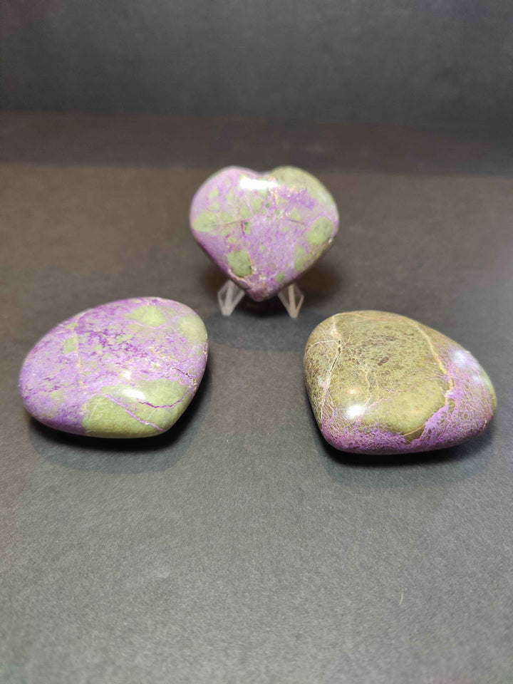 Atlantisite (Stichtite &amp; Serpentine) Polished Heart &amp; Palmstone Sculpture