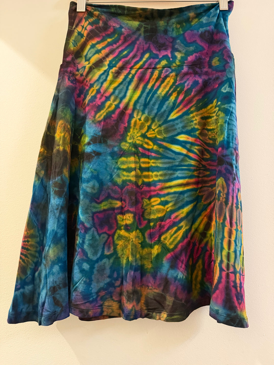 Mid-Length Tie-Dye Spandex A Line Skirt