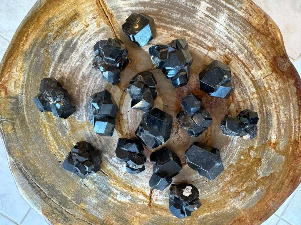 Melanite Garnet (MD) Mali, Africa