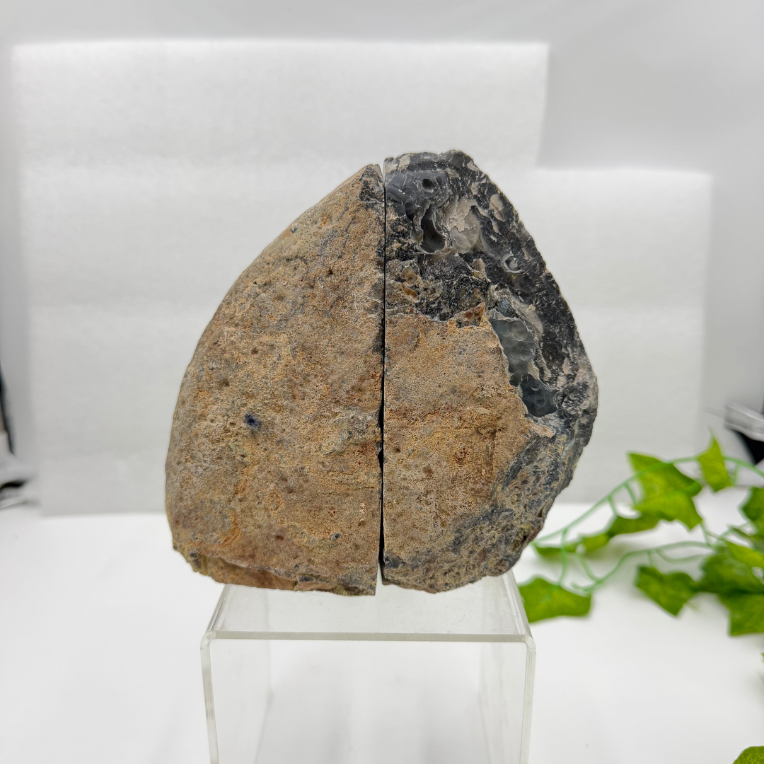 Dyed Black Agate Bookend Set