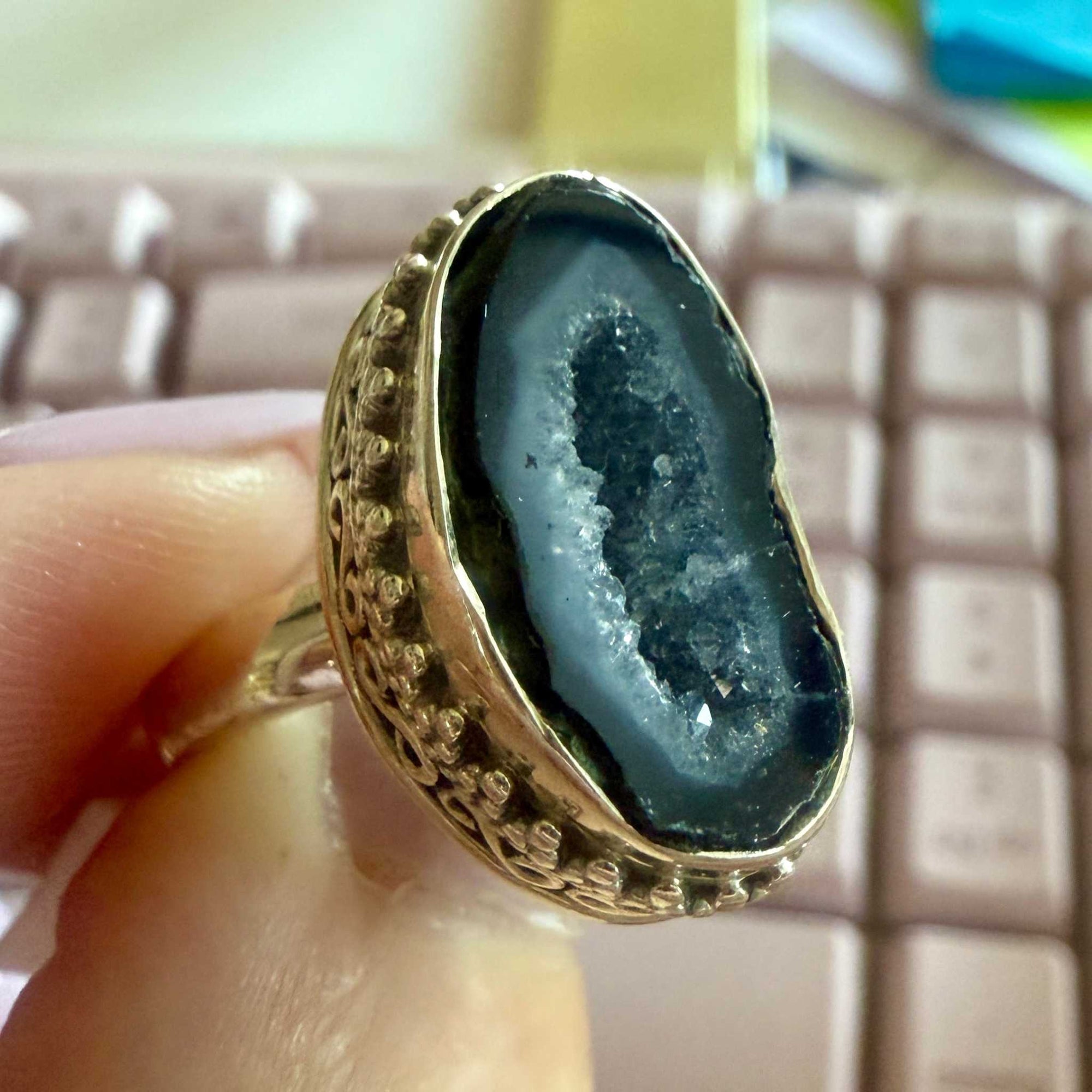 Agate Geode Ornate Bezel Ring – Sterling Silver – Sizes 6–7