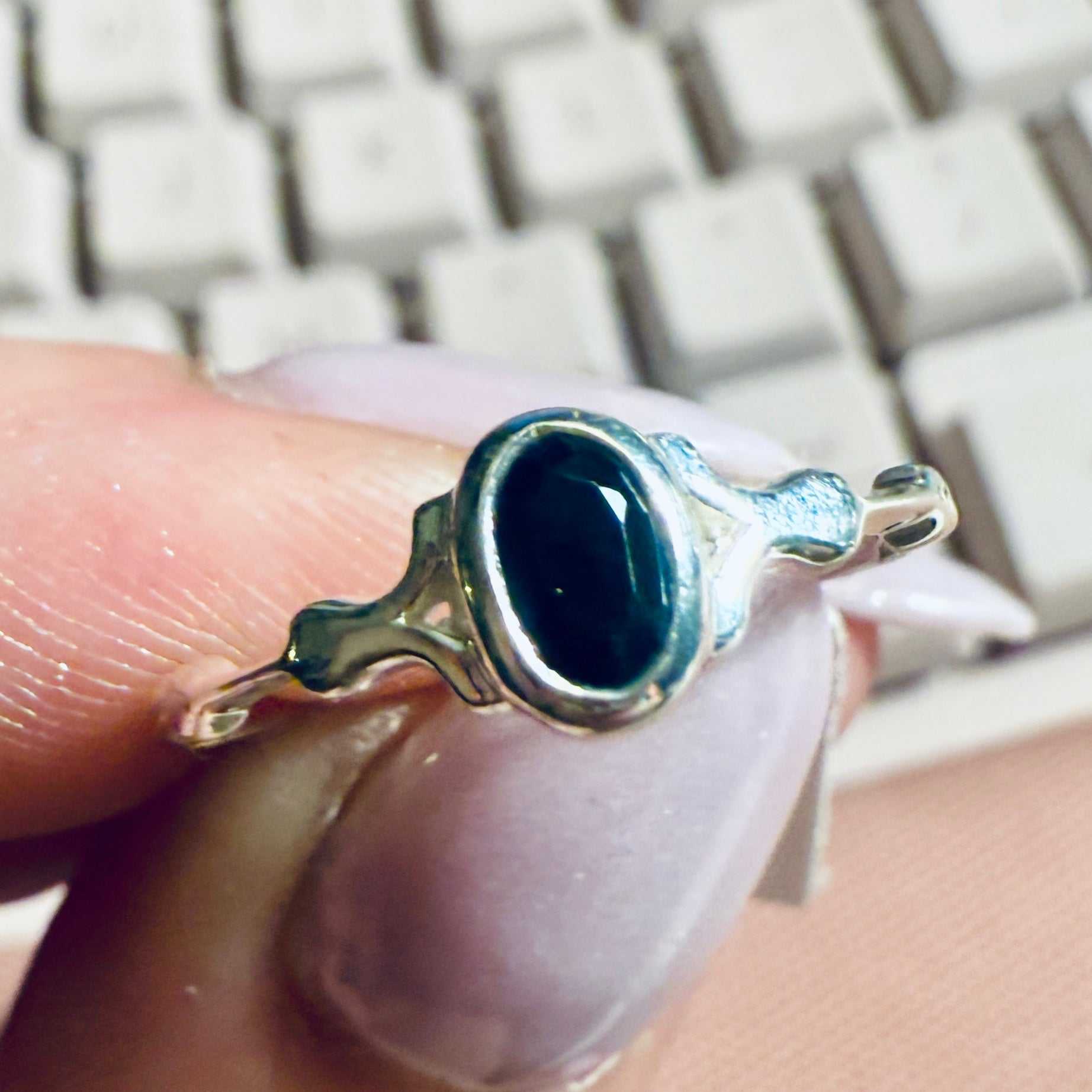 Black Onyx Oval Art Deco Ring – Sterling Silver – Size 6, 8