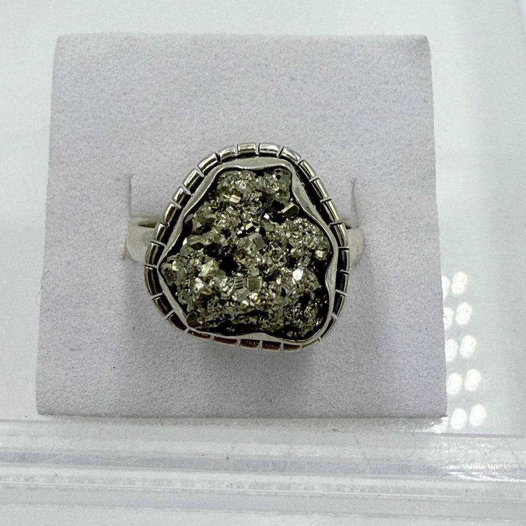 Sterling Silver Freeform Pyrite Rope-Edge Ring – Size 9 – Protection, Confidence &amp; Grounding