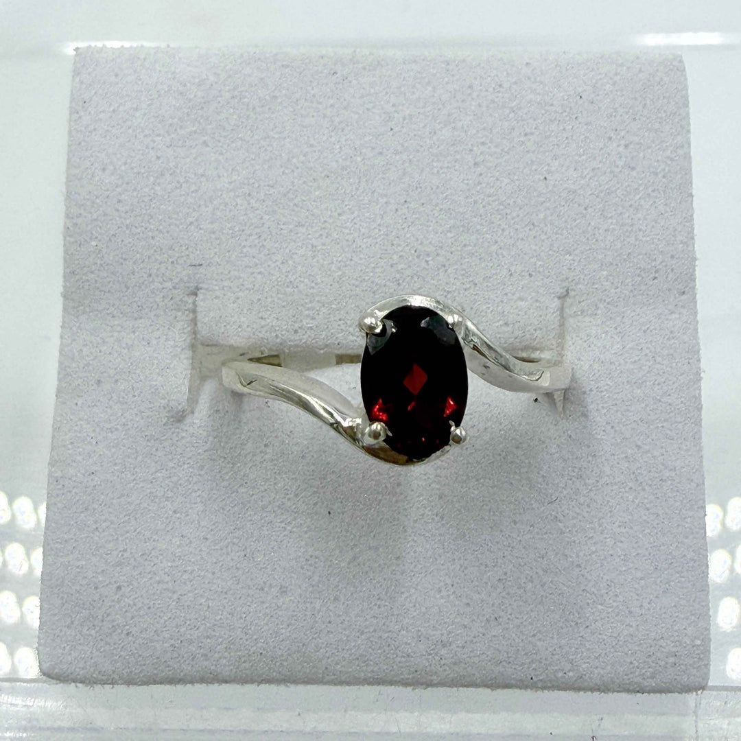 Sterling Silver Garnet Open-Frame Ring – Size 5 – Passion, Strength & Grounding