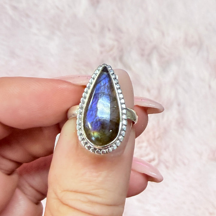 Sterling Silver Spectrolite Statement Ring - Purple Flash!