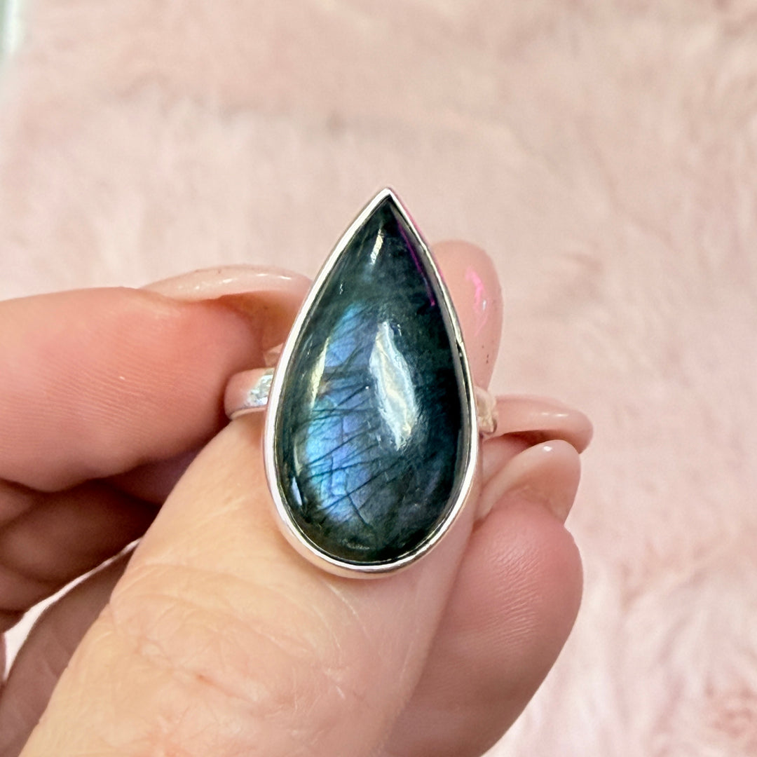 Sterling Silver Spectrolite Statement Ring - Purple Flash!