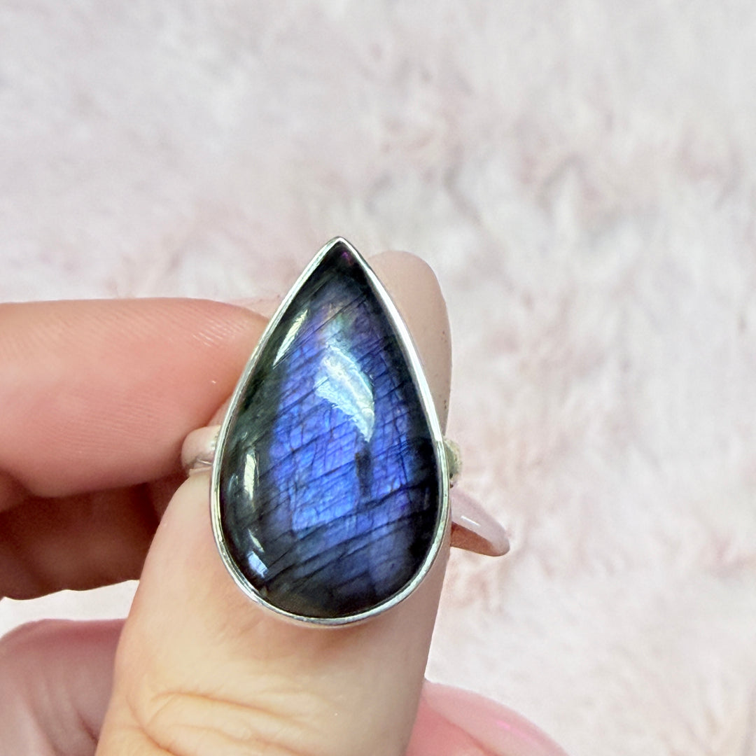Sterling Silver Spectrolite Statement Ring - Purple Flash!