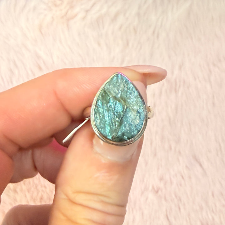 Rough Labradorite Ring - Sterling Silver with Deep Flash