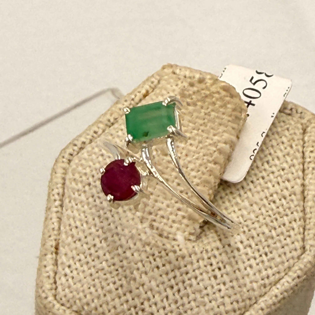Sterling Silver Emerald &amp; Ruby Friendship Ring - Size 8