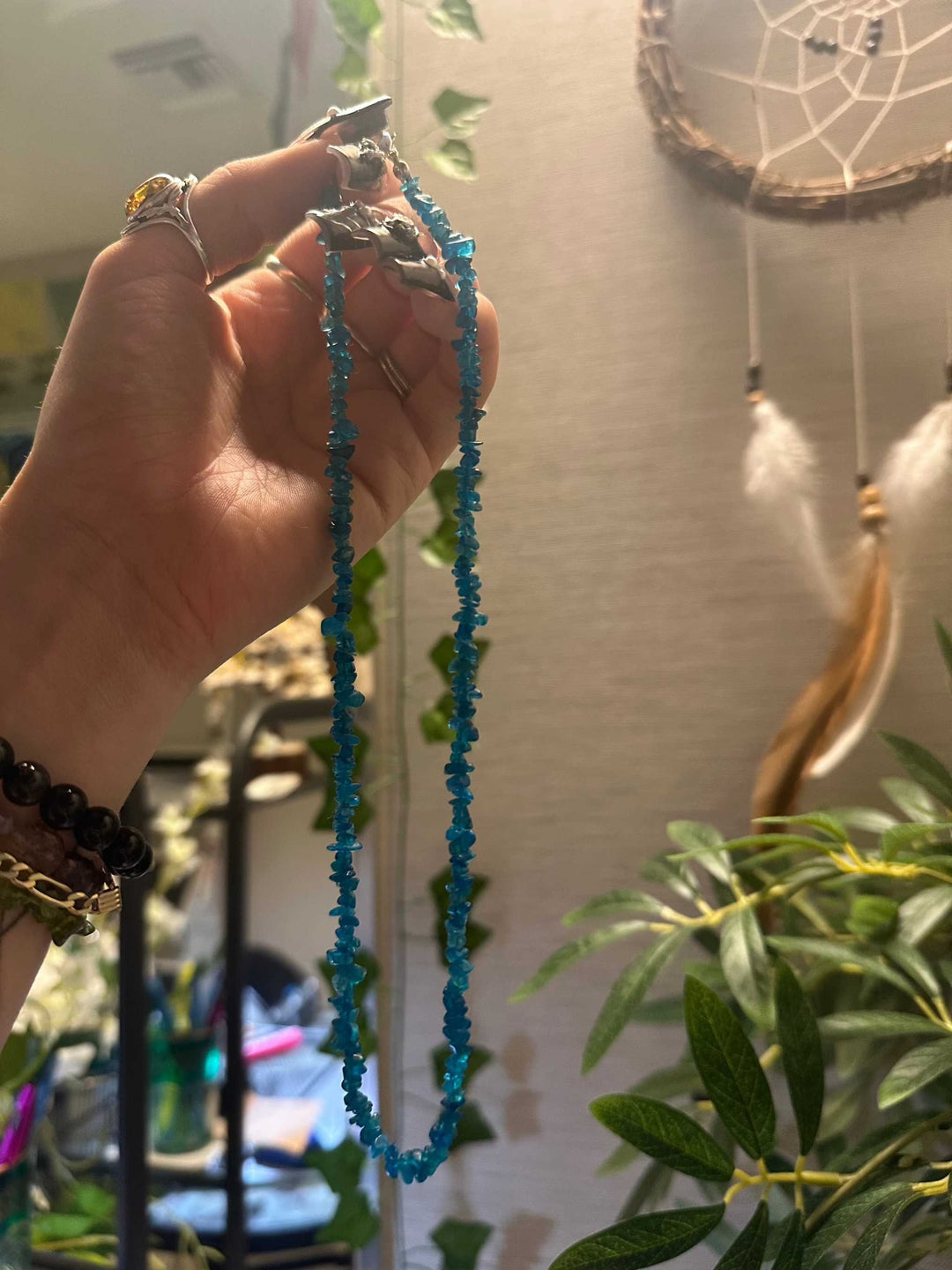 18-Inch Neon Apatite Chip Necklace with Sterling Clasp