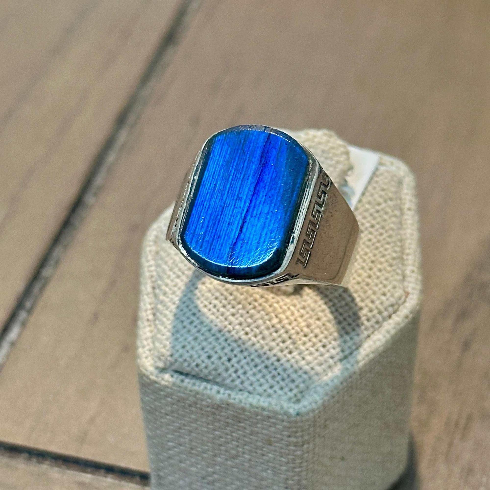 Labradorite Blue-Flare Signet Ring – Sterling Silver – Size 13
