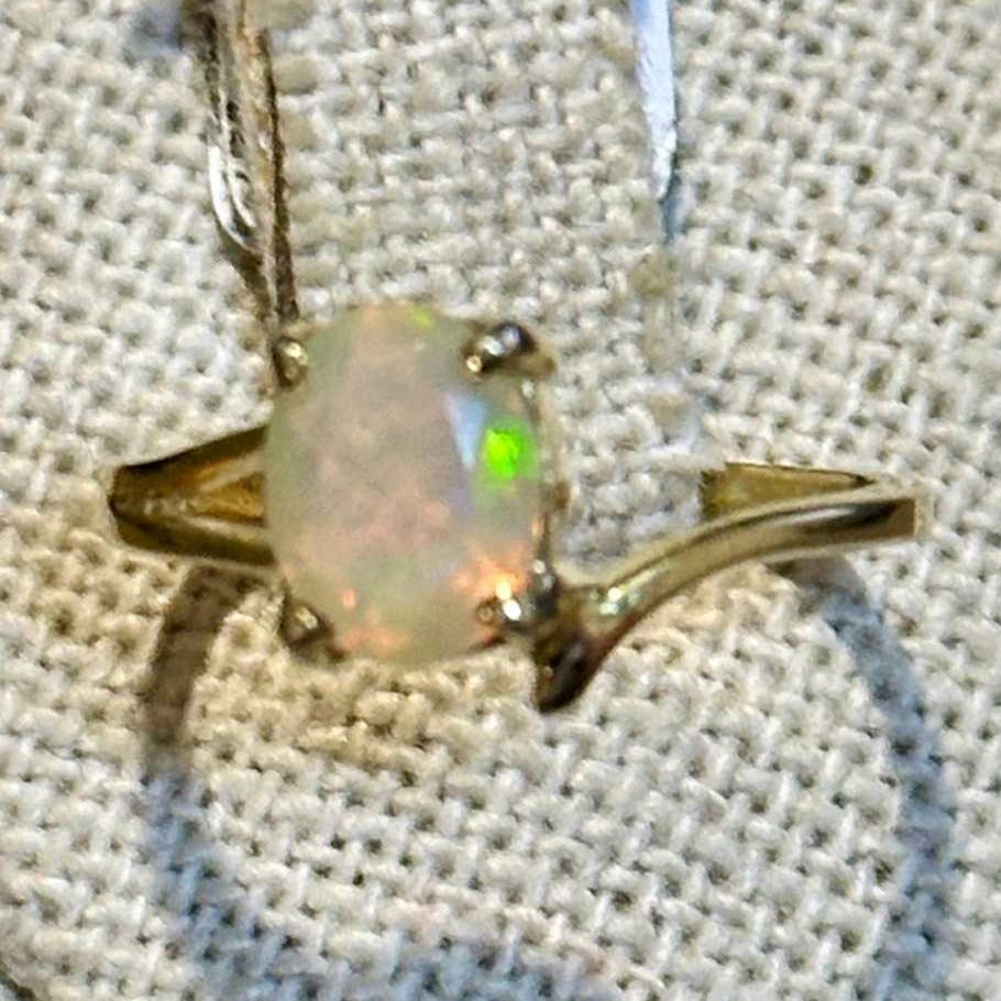 Ethiopian Opal Oval Modern-Split Ring – Gold Filled – Size 6