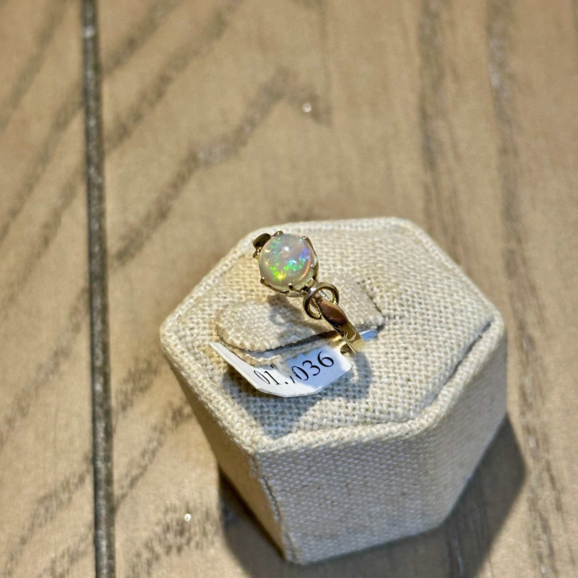 Ethiopian Opal Round Crown-Set Twist Ring – Gold Filled – Size 7