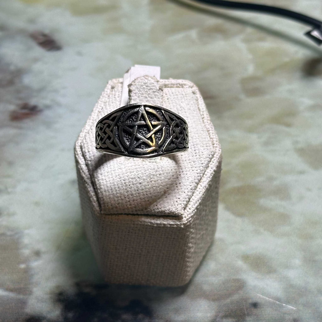 Mens Pentacle Ring w/ Celtic Knot Work Sterling