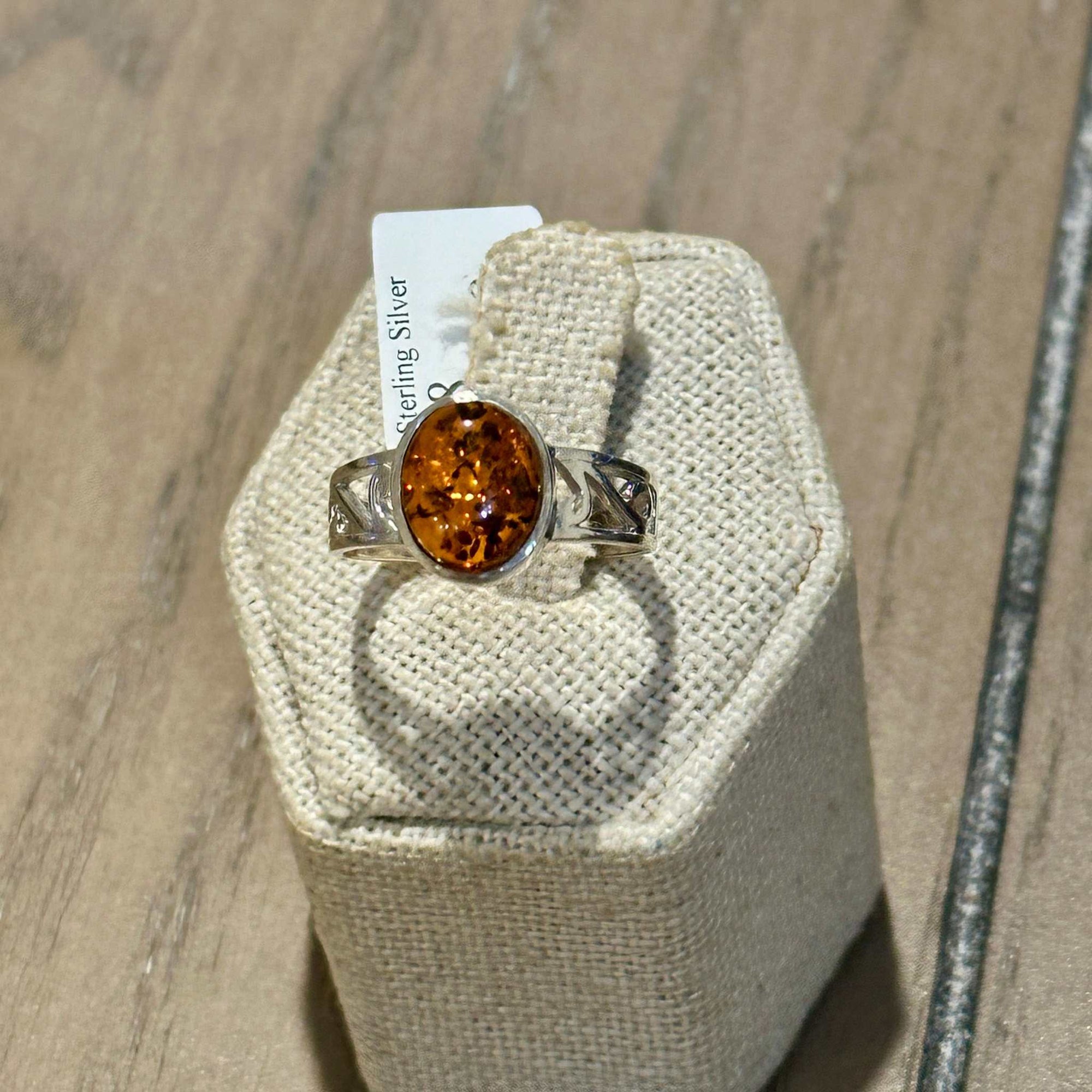 Natural Amber Oval Engraved Band Ring – Sterling Silver – Size 8