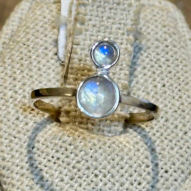 Rainbow Moonstone Double-Circle Ring – Sterling Silver – Size 7