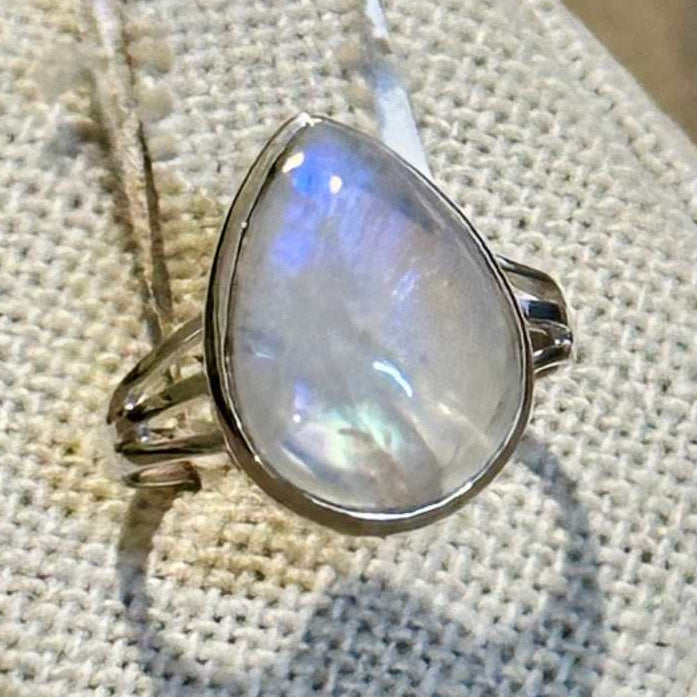 Rainbow Moonstone Teardrop-Triple Band Ring – Sterling Silver – Size 5