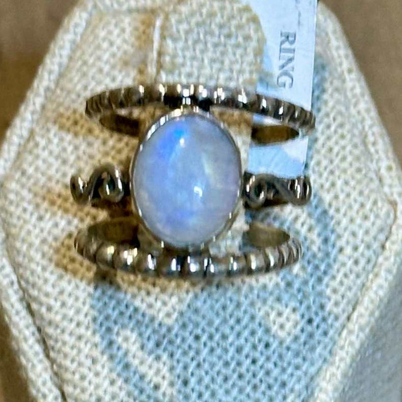 Rainbow Moonstone Triple-Band Ornate Ring – Sterling Silver – Size 6