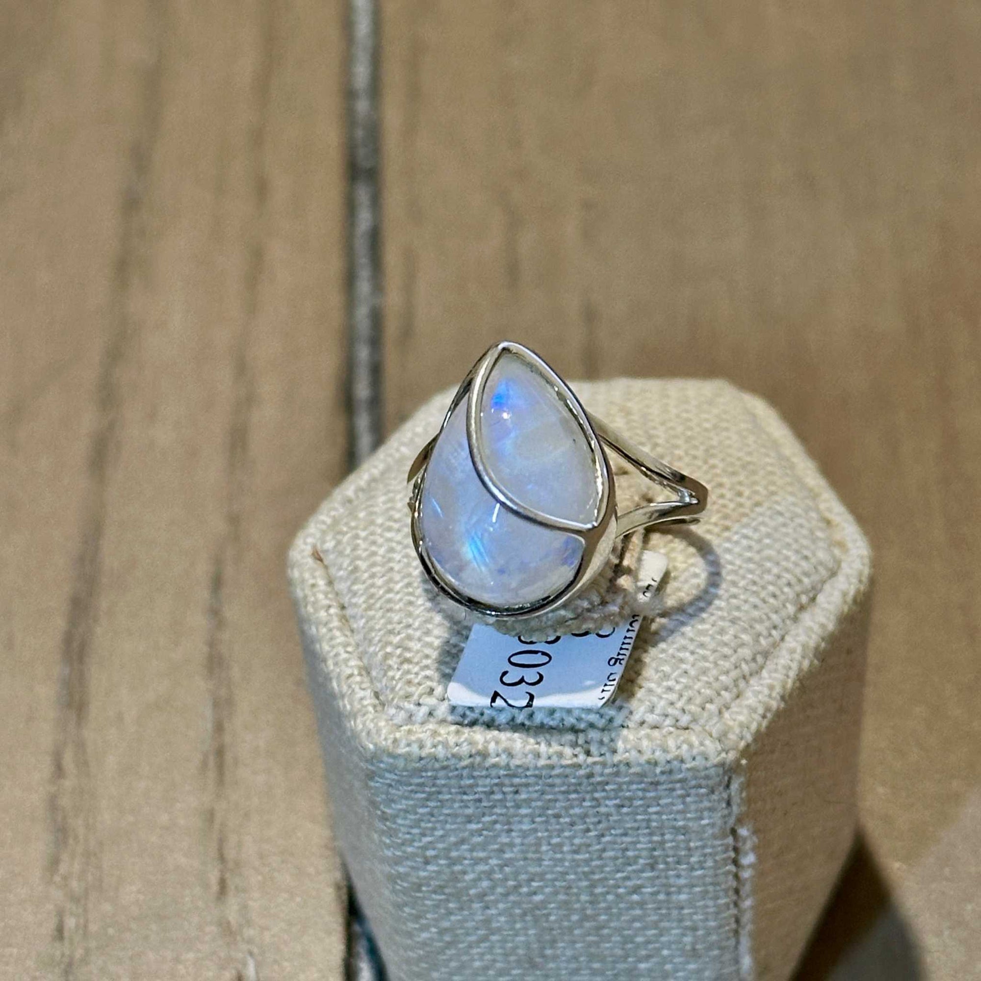 Rainbow Moonstone Double-Teardrop Flow Ring – Sterling Silver – Size 8