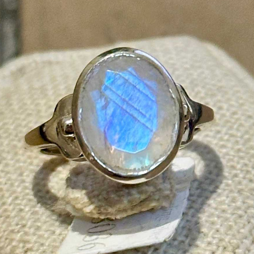 Rainbow Moonstone Oval-Whisper Scroll Ring – Sterling Silver – Size 5